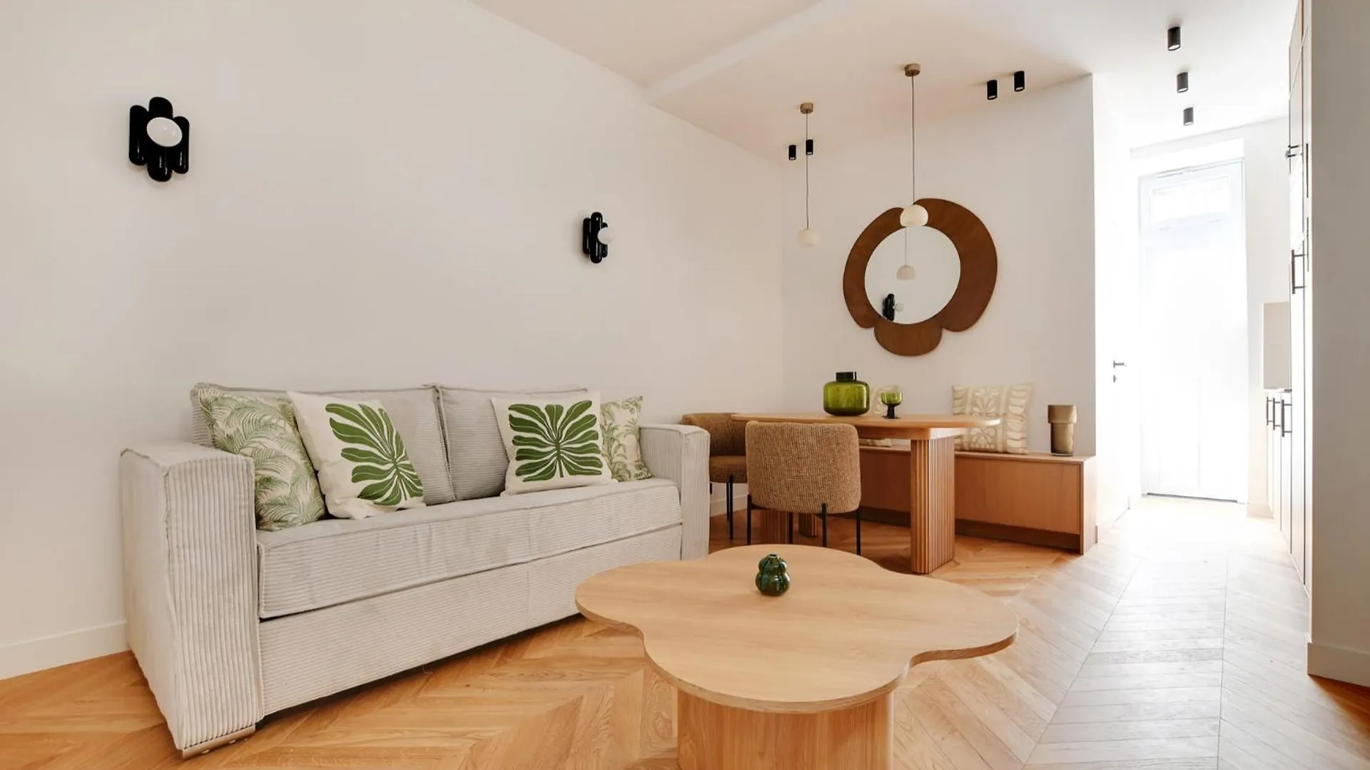 Apartment Belleville Republique Paris France